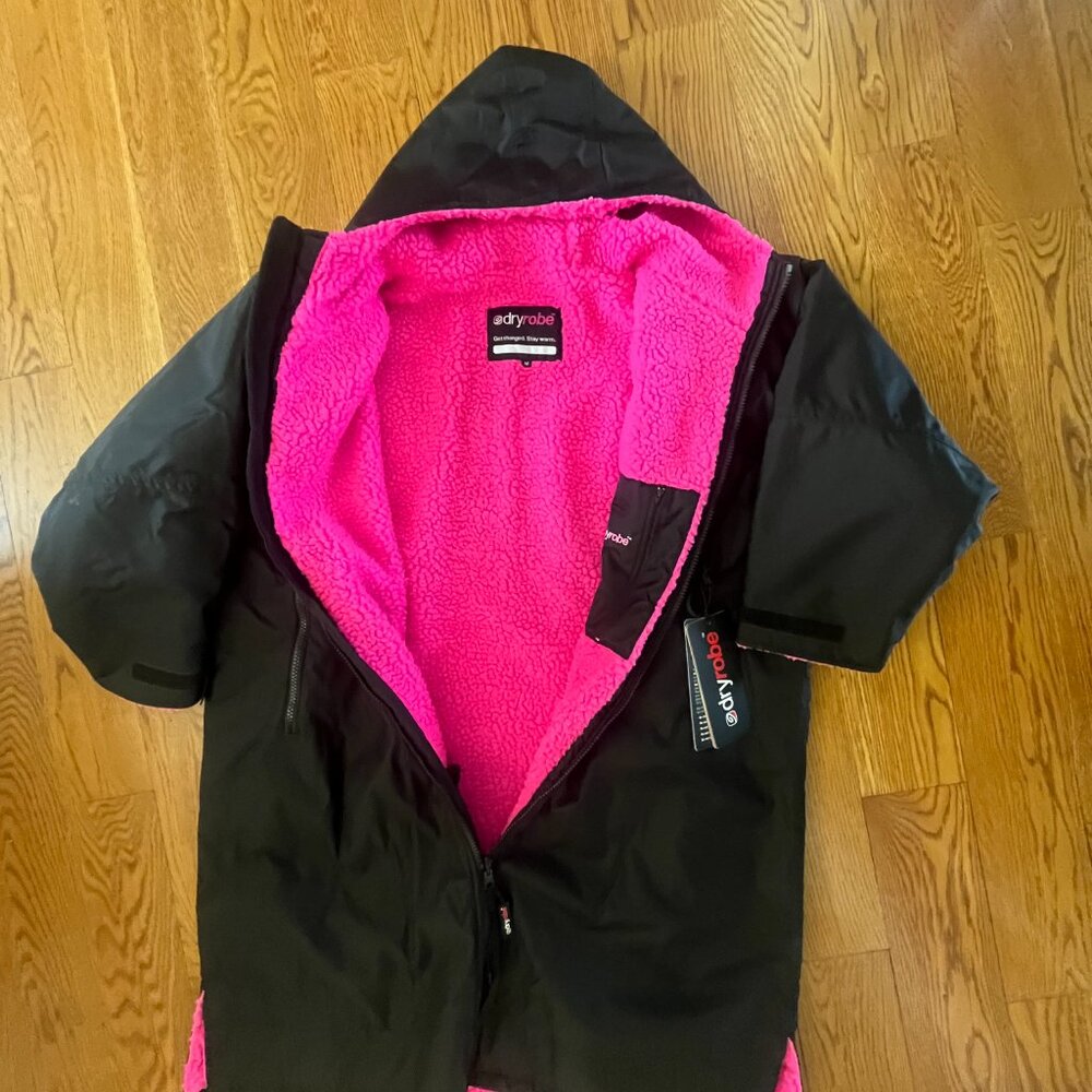 Dry Robe USA (New with Tags)